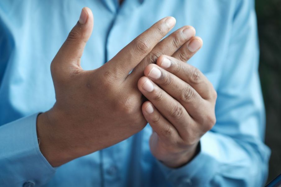 Fisioterapia a Roma Dolore alle dita delle mani al risveglio